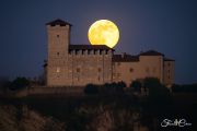 La superluna del Lupo sul Lago: gli scatti di F. Cotroneo tra scienza e bellezza