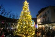 A Omegna l'accensione dell’albero di Natale a basso impatto ambientale