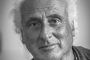 Omaggio a Stefano Benni: reading teatrale a più voci con musica dal vivo