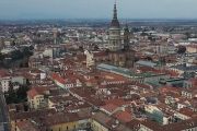 Novara: notte dedicata ai Supereroi in corso Cavallotti e notte d'Estate a Pernate